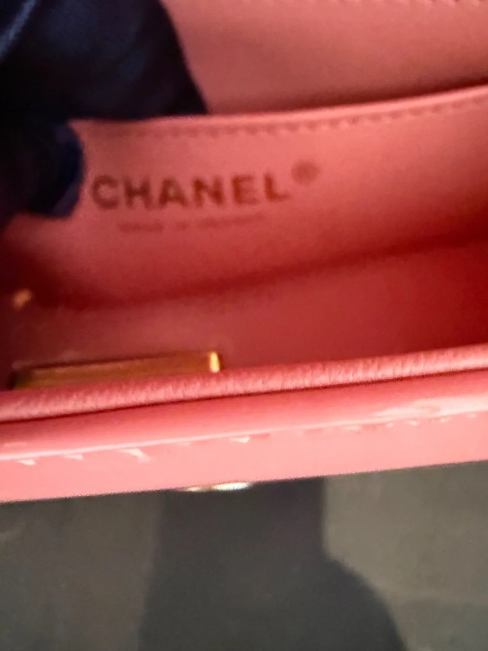 LIKE NEW Chanel Patent Calfskin Small Camellia Single Flap Pink Pre-Owned